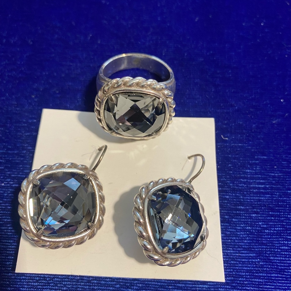 Elegant Silver and Black Matching Earrings and Ring